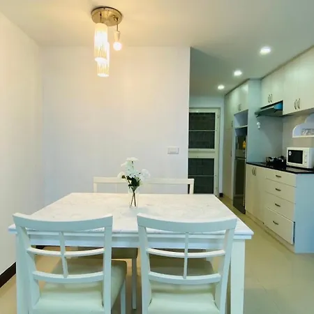 Phuket Town Condo 2 Bedroom With Balcony-Cats Friendly Exterior photo