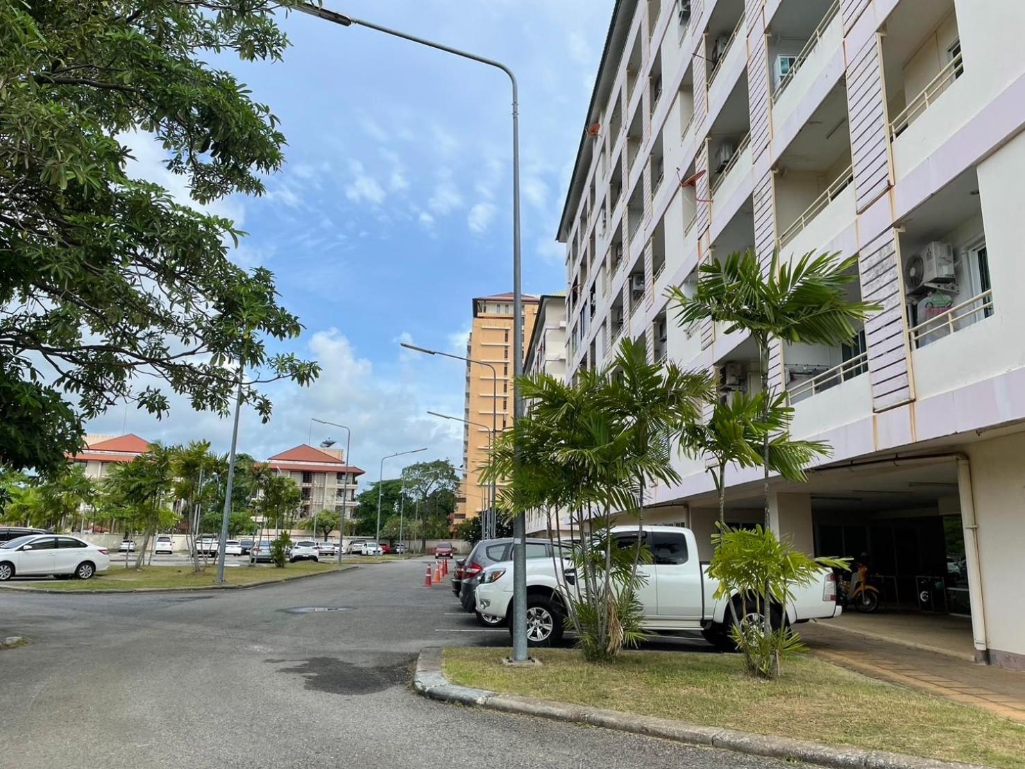 Town 2 Bedroom With Balcony-cats Friendly Apartment Phuket