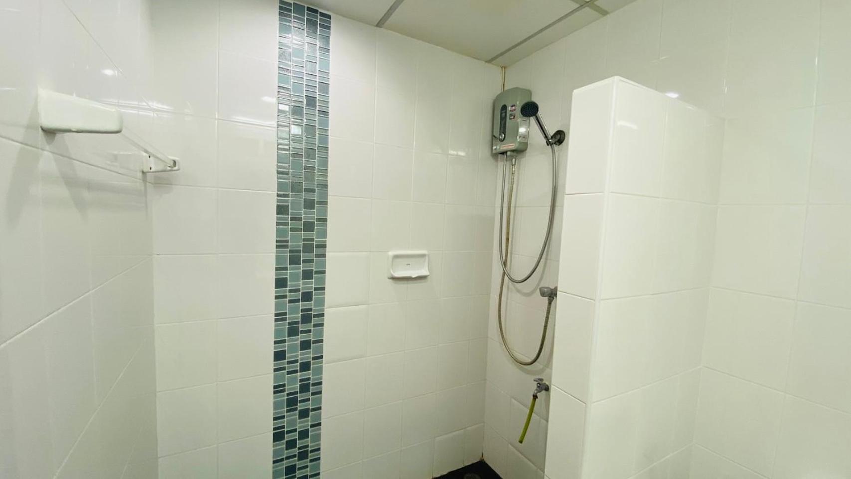 Town 2 Bedroom With Balcony-cats Friendly Apartment