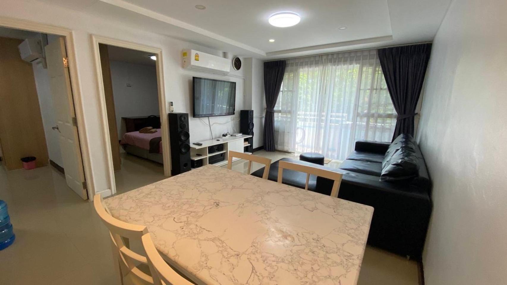 Apartment Town 2 Bedroom With Balcony-cats Friendly Phuket