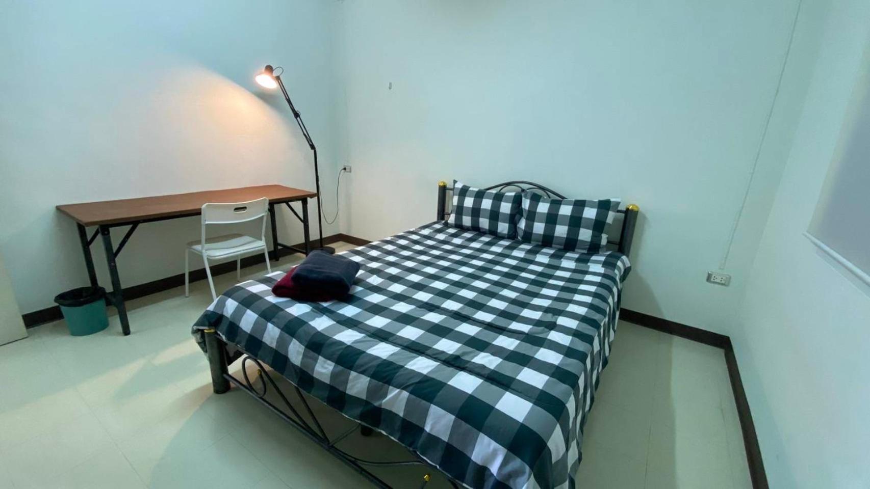 Town 2 Bedroom With Balcony-cats Friendly Apartment Phuket